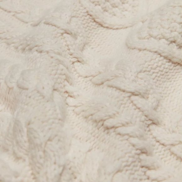 Aritzia Wilfred Melissa Sweater Relaxed cable-knit sweater - Picture 10 of 10